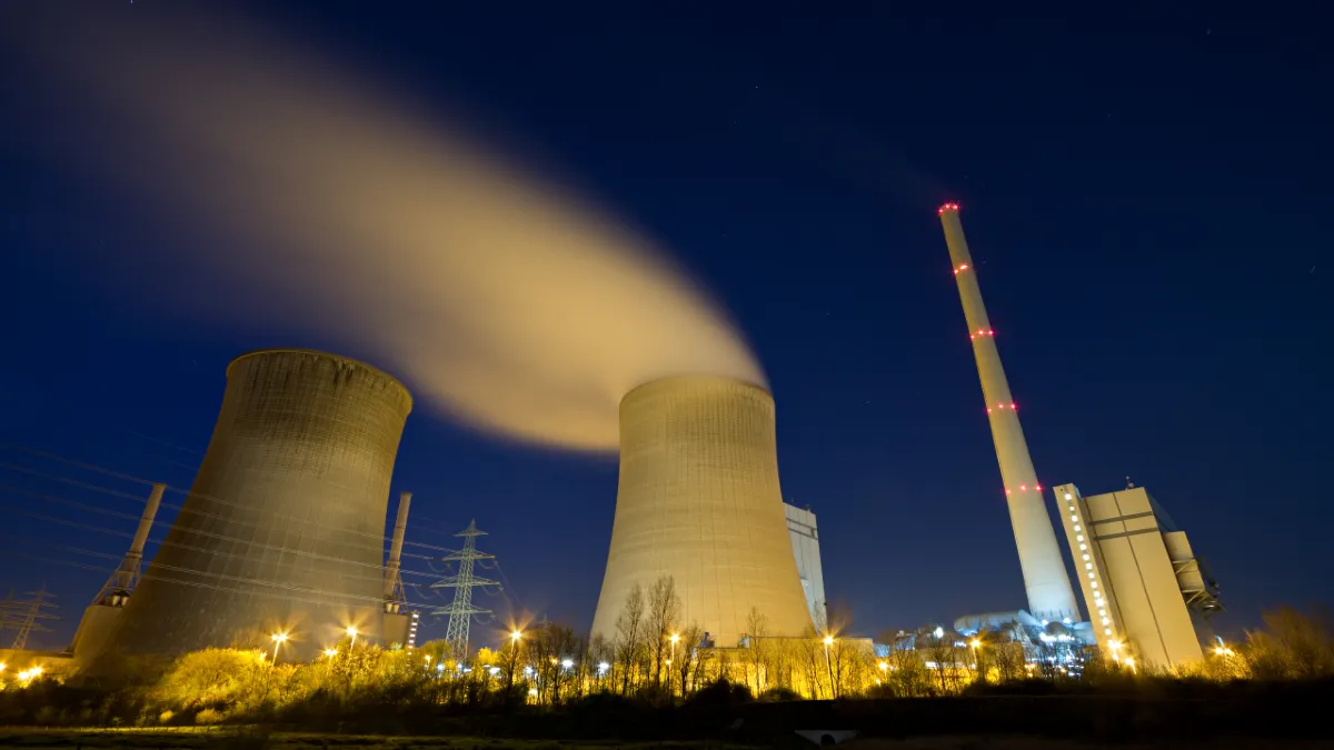 中国が「電力」で世界を制しにきた理由──AI時代を見据えた異次元のインフラ投資