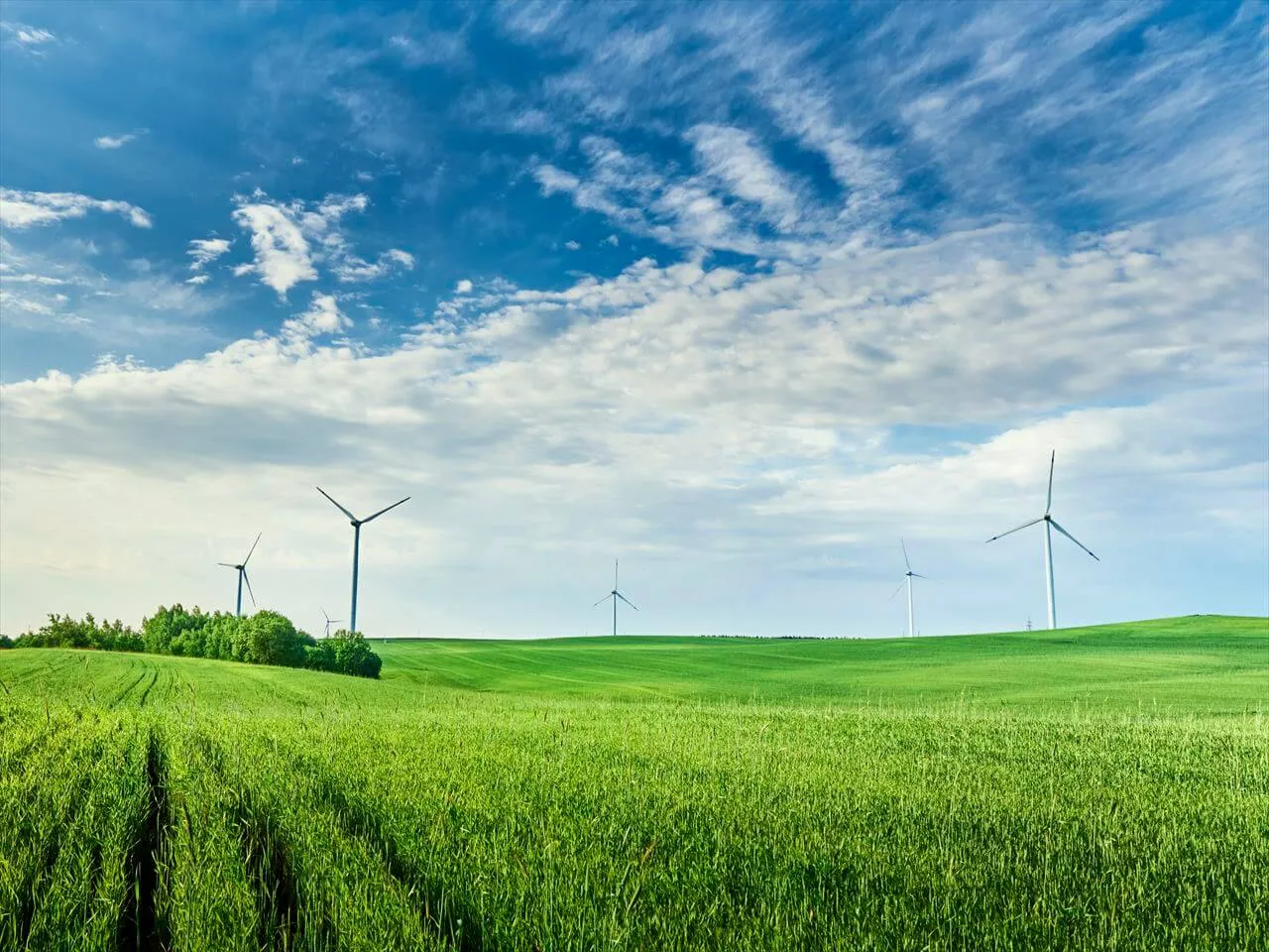 ふるさと納税で電気代が安くなる？地域発電の「再エネ電力」が返礼品に！～光熱費削減の新時代プラン～